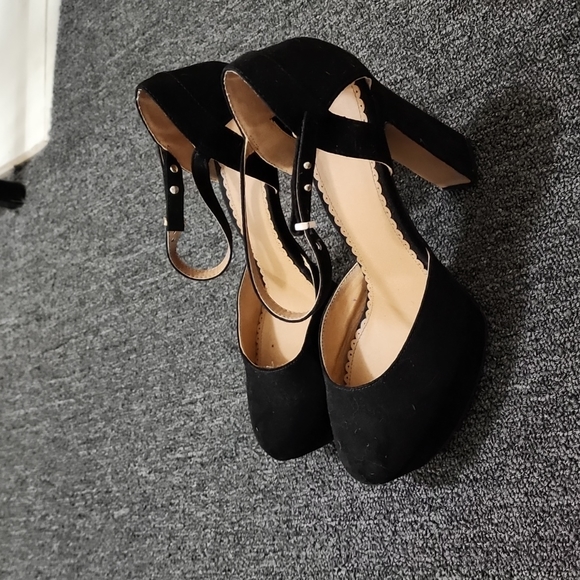 H @ M  Women heels platform shoes black suade - Picture 1 of 5